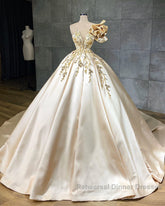 Classy Long A-Line Sweetheart Crystal Satin Ruffles Wedding Dresses